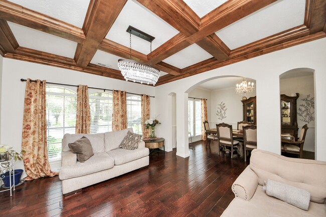 Photo - 922 Bayhill Dr