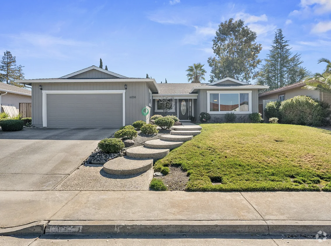 Building Photo - Sage Oak Rental