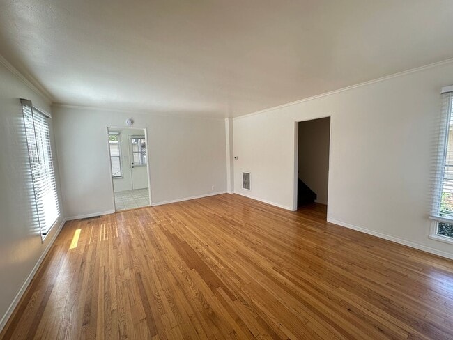 Photo - 226-232 W Mason St Unit 230 W Mason St 1/2