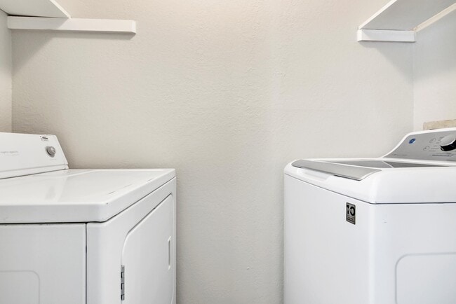 Photo - Dowlen Green Apartments