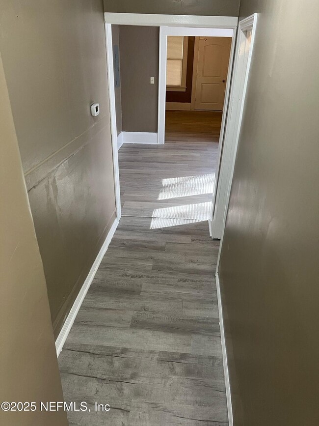 Photo - 2815 Fleming St