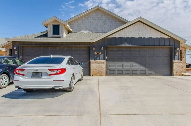 Photo - 4 Bedroom 2 Bath Unit, Frenship ISD!