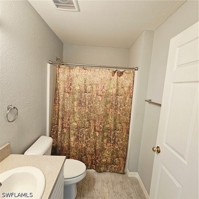 Photo - 2509 42nd St W