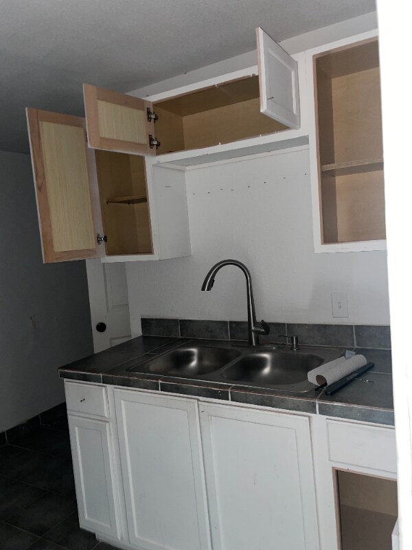 Photo - 1815 Nomas St Unit 4