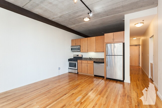 Photo - 630 N Franklin St Unit 513
