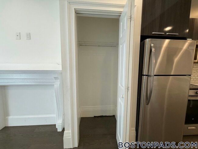 Photo - 270 Newbury St Unit 6