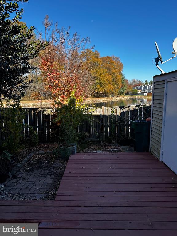 Photo - 8305 Pondside Terrace