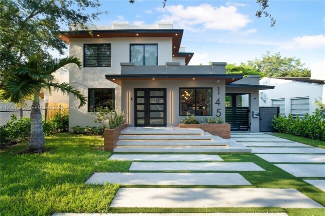 Photo - 145 NE 49th St