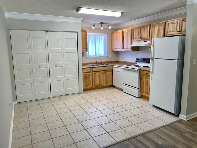 201 E College Blvd Unit 46