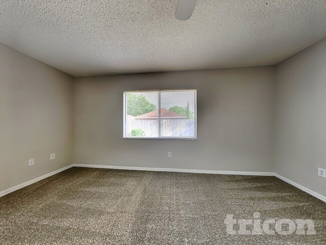 Photo - 4307 Country Hills Blvd