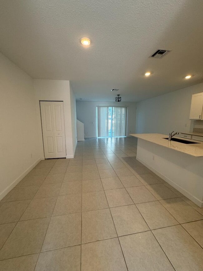 Photo - 4641 Meyerson Pl