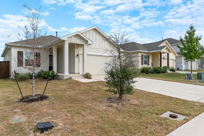 Photo - 216 Blue Hibiscus Dr