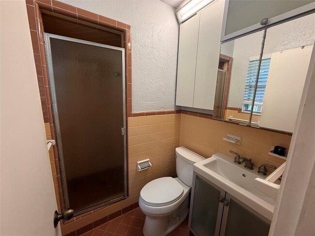 Photo - 1205 Fieldcrest Dr