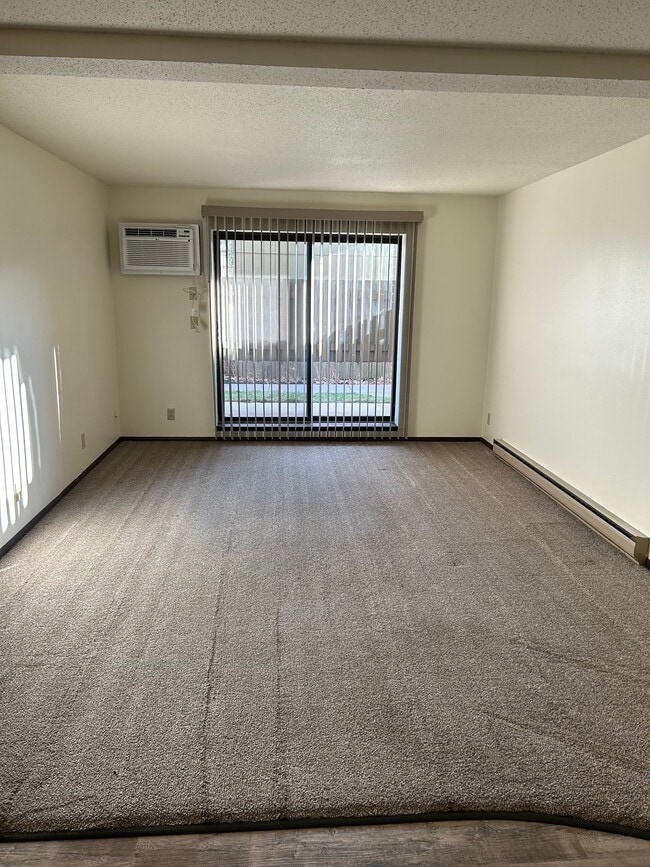 Lakeview Apartments