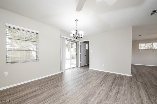 Photo - 744 Pineland Ave