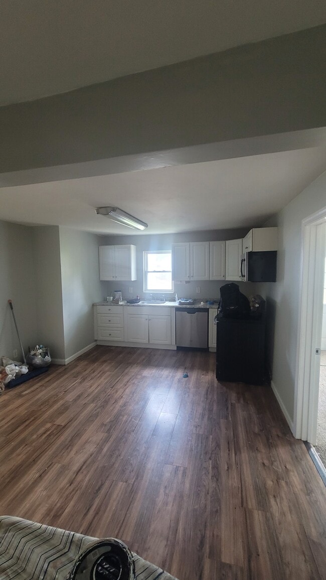 Photo - 2529 Watkins St