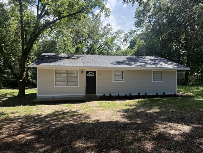 Building Photo - 5955 Windy Hill Cir S