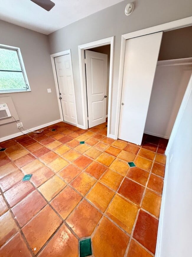 Photo - 1151-1159-1159 NE 18th St Unit 1155