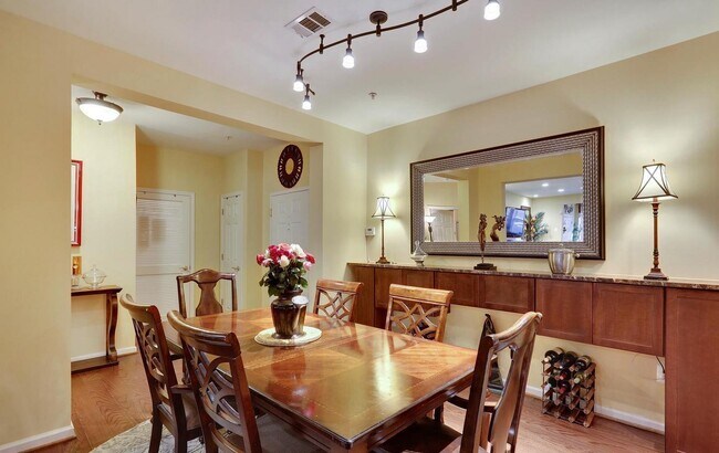 Photo - 201 High Gables Dr Unidad 105