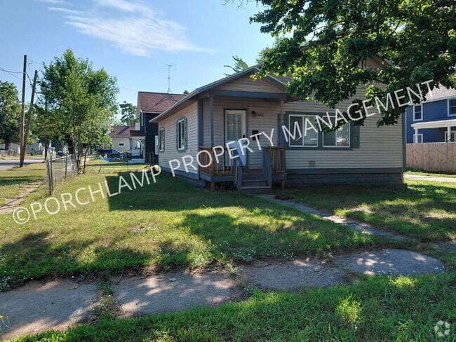 Building Photo - 1184 Pine St Rental