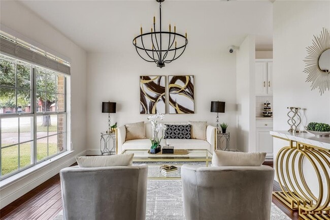 Photo - 3905 Licorice Ln