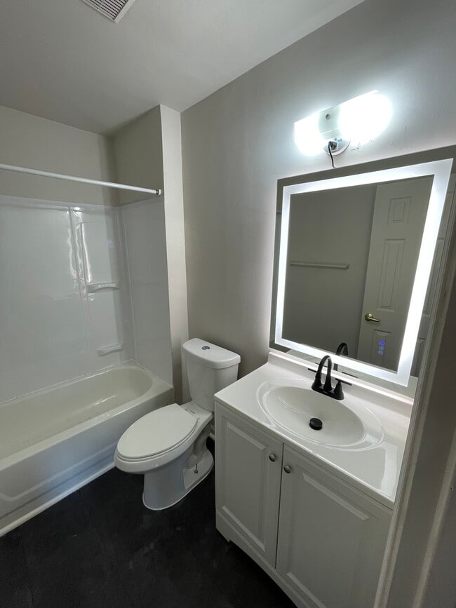 Photo - 3217 Dunkirk Ave