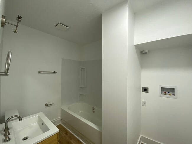 Photo - 519 N 20th St Unit 1