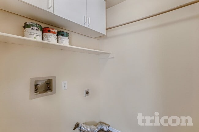 Photo - 612 W Andersonville Ln