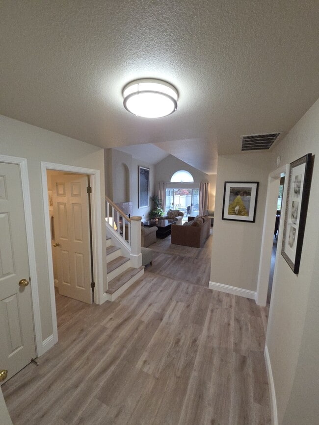 Photo - 10 Gregory Pl