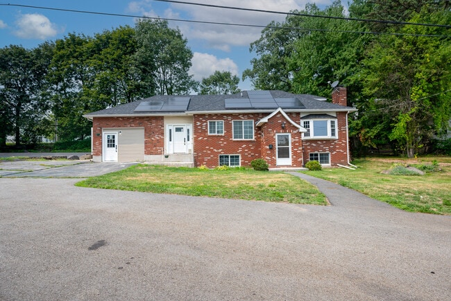 Building Photo - 7 Pasadena Pky Unit 1 Rental