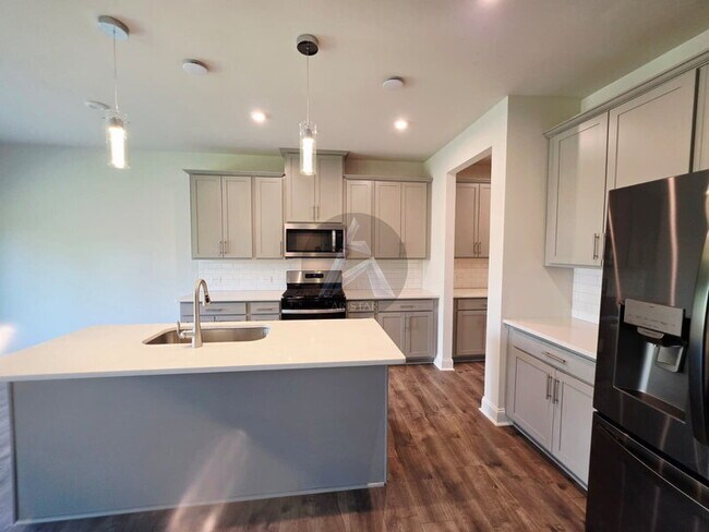 107 Ledgemont Wy