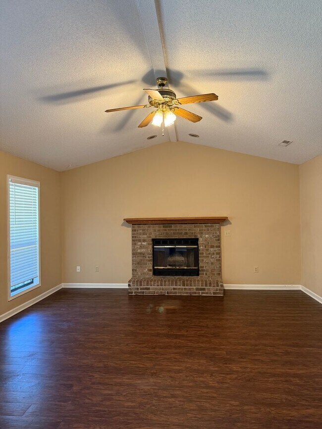 Photo - 156 Lakeside Dr