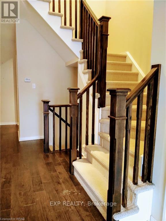 Photo - 414 Bamberg Crescent