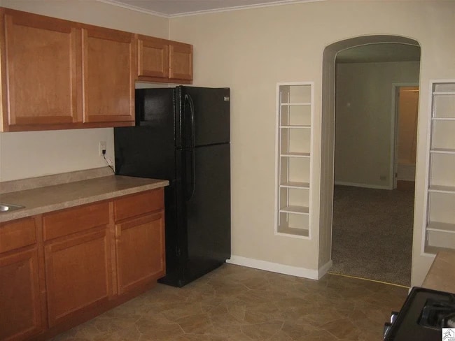 Photo - 817 W 4th St