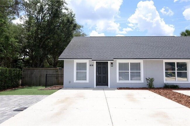 Building Photo - 786 Lincoln Pkwy