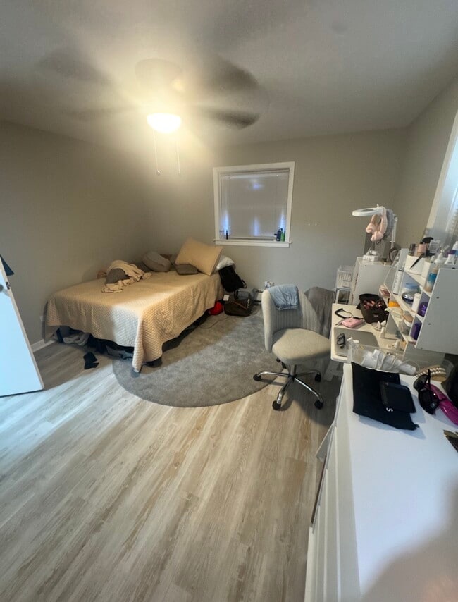 Photo - 1039 David Dr Unit 1W