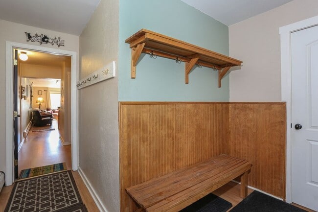 Photo - Walk to Main St and Gondola! Furnished! In unit sauna and amenities! Flexible lease terms!