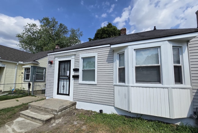 Building Photo - Fully Renovated 3-Bedroom Home – Move-In R...