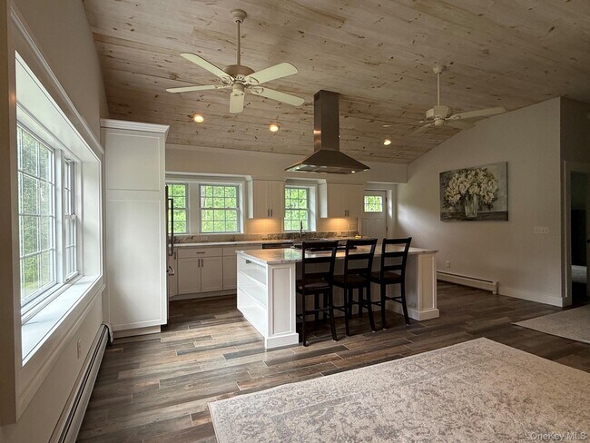 Photo - 463 Doodletown Rd