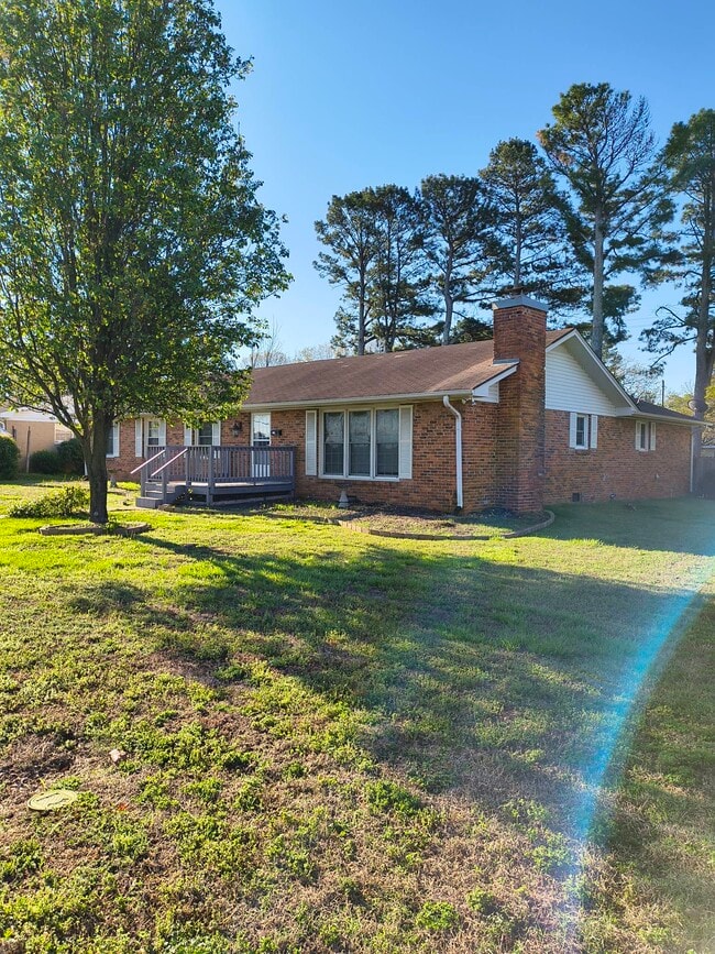 Photo - 1202 Rickwood Rd