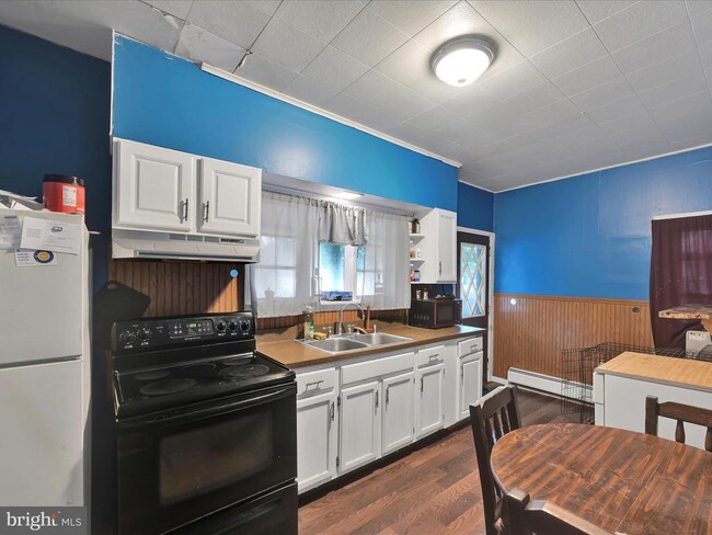 Photo - 211 Lincoln Ave