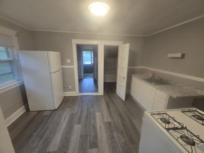 Photo - 19 Seymour St Unit 3