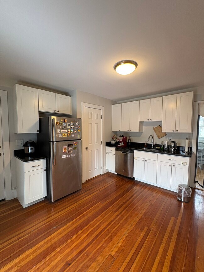 Photo - 755 Somerville Ave Unit 755 Somerville Ave 2