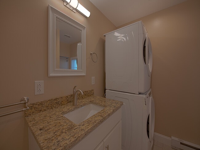 Photo - 43 E Bald Eagle St