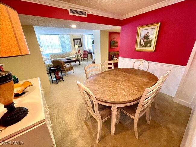 Photo - 4041 Gulf Shore Blvd N Unidad 105