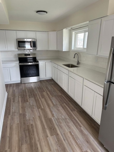 Photo - 5738 Pennsylvania St