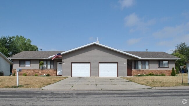 Building Photo - 2685 Richardson St Unit 2685 Rental