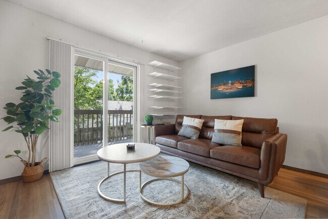 Photo - 2601 University Ave Unit ID1377394P