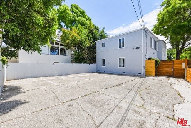 Photo - 2710 Bellevue Ave Unit 2