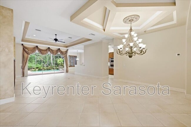 124 Turquoise Ln